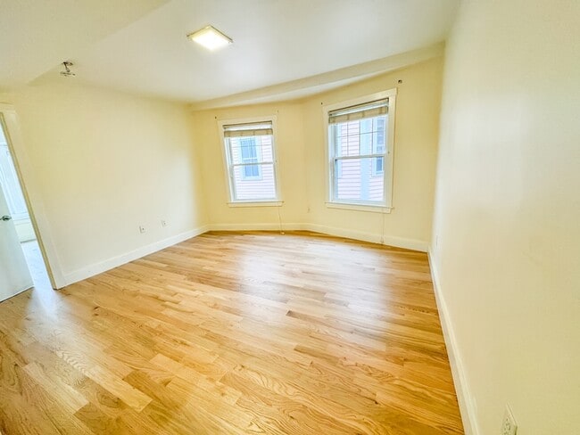 Photo - 54 Wendell St Unit 2