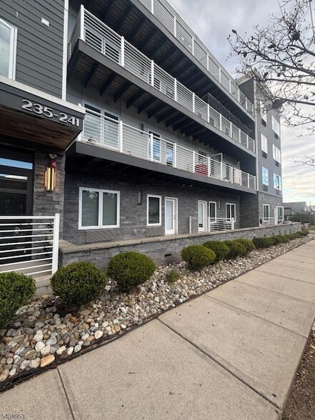 Photo - 241 Ridge Rd