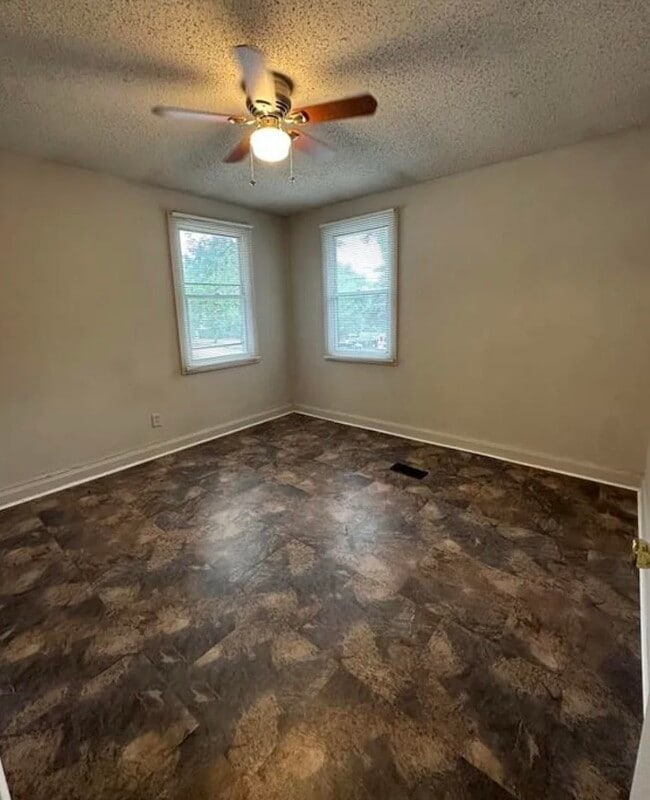 Bedroom 1 - 110 Rebecca St