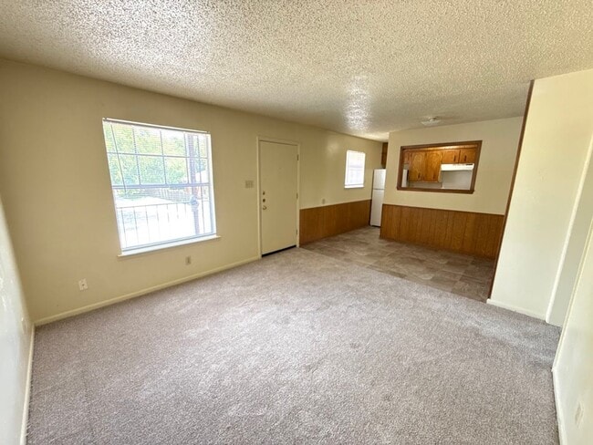 Photo - 228 Hold St Unit 24