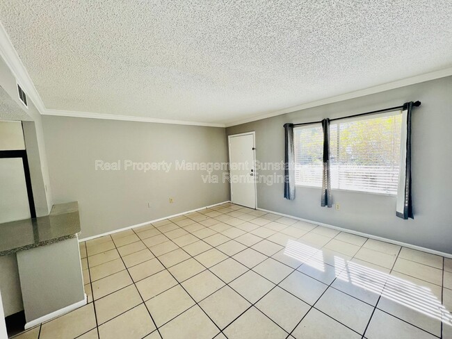 Photo - 122 Water Front Way Unidad Apt 260