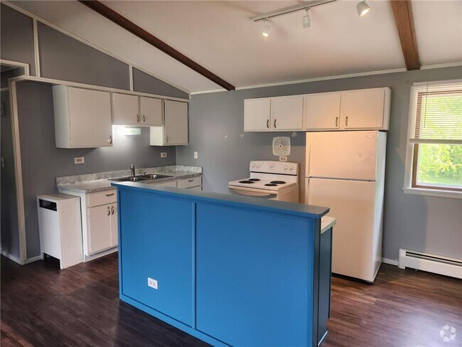 Building Photo - 255 6th Ave NE Rental