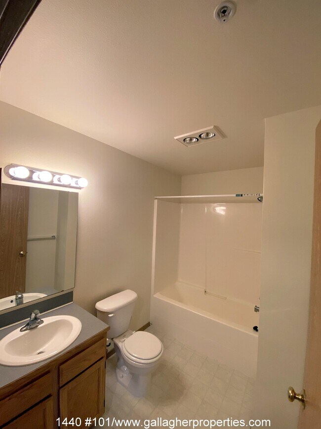 Photo - 1440 NW 64th St Unit 101