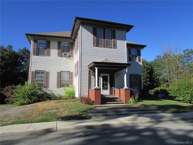 Building Photo - 43 Clinton St Unit 6