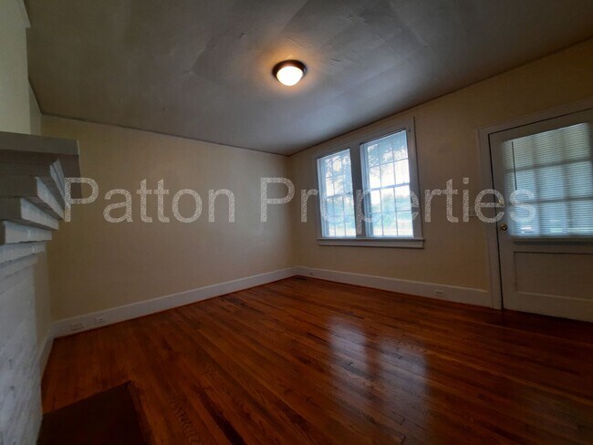 Photo - 2211-2213 Greene Street - Inside CoC - R11... Unit 2211