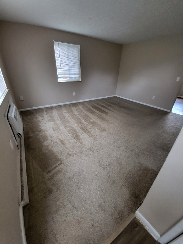 Photo - 4640 Applegrove St NW