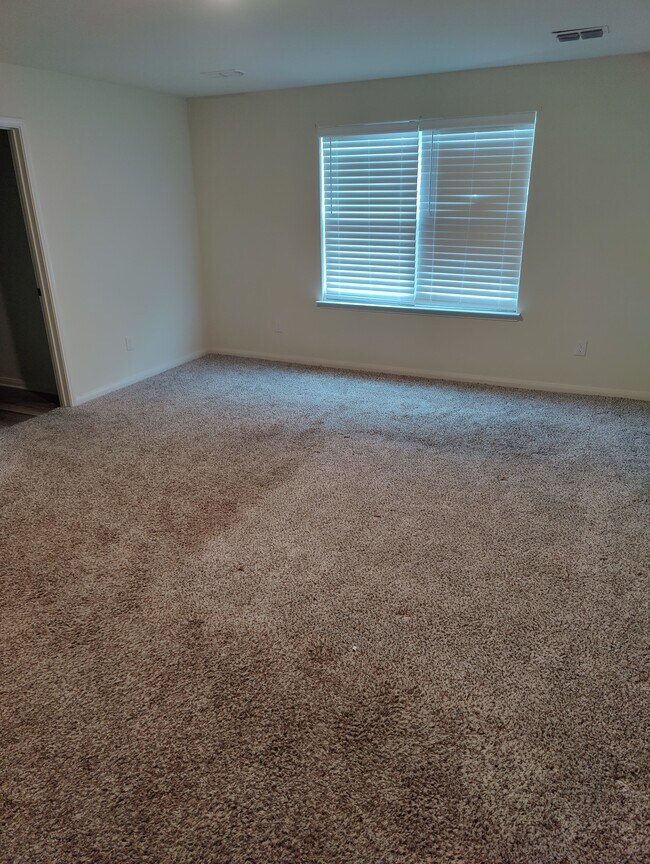 Photo - 2038 Wooley Way