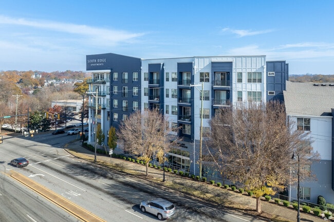 Building Photo - South Ridge