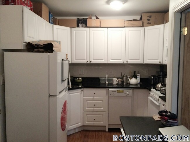 Photo - 64 Hemenway St Unit 23