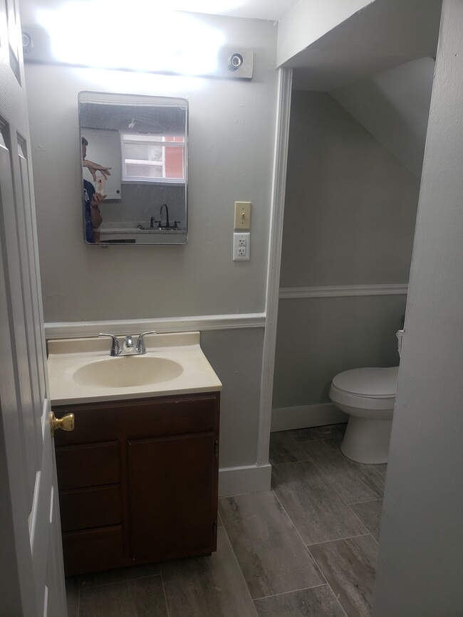 Photo - 1015 W High St Unit C