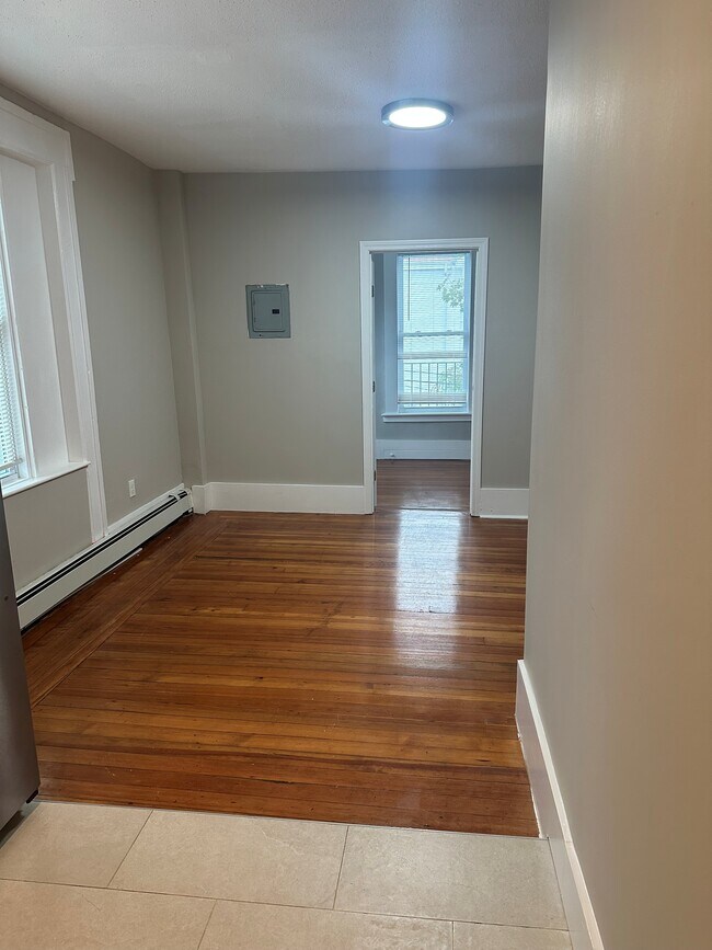 Photo - 7 Greenville St Unit 3