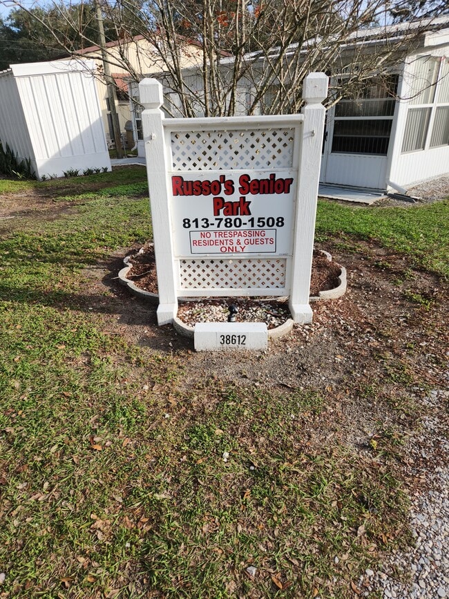 Photo - 38612 Fir Ave