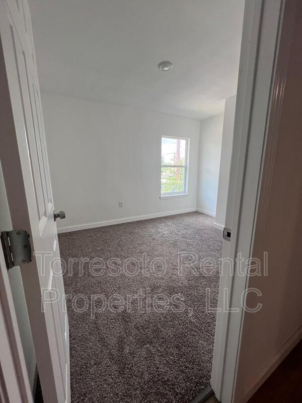 Photo - 224 W Pyron Ave Unit Apartment D