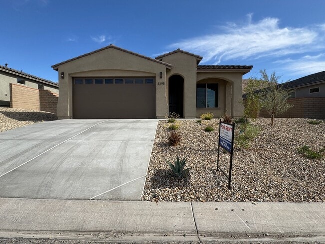 Building Photo - Laughlin Ranch 3 BR 2Ba Public Golf Community with Canyon & Mountain Views