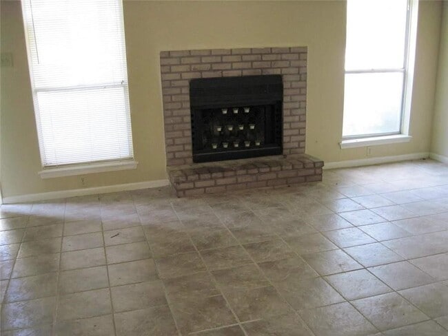 Photo - 12300 Brookglade Cir Unidad 125