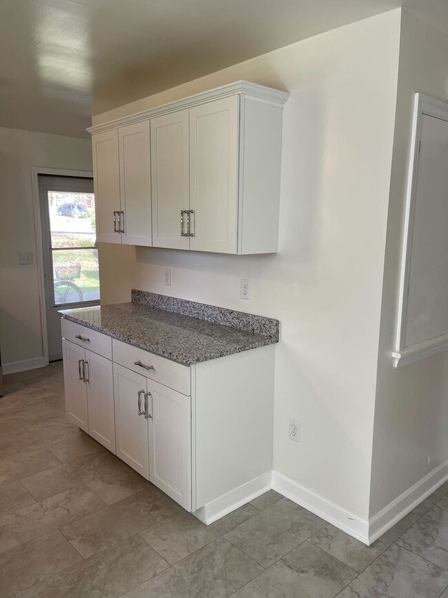 Photo - 3 Bedroom Home with Carport in Blacksburg