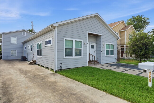 Photo - 2620 Delafield St Unit A