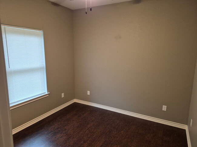 Photo - 958 N Marshall St