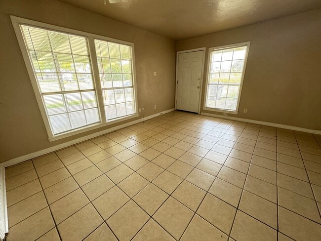 Photo - 912-912 Williamson Dr Unidad 912