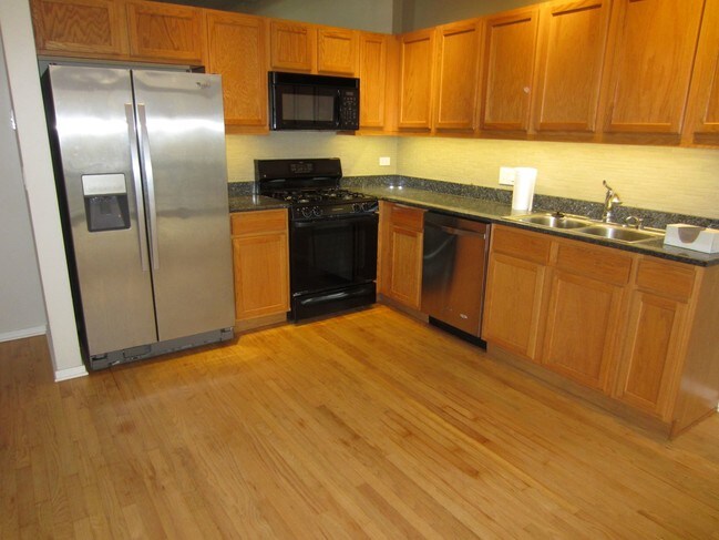 Photo - 933 W Van Buren St Unit 626