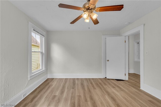 Photo - 2018 W 100th St Unit 2/UP