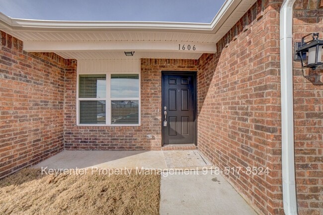 Photo - Beautiful 3 Bedroom, 2 Bath Recently Built Home in BA