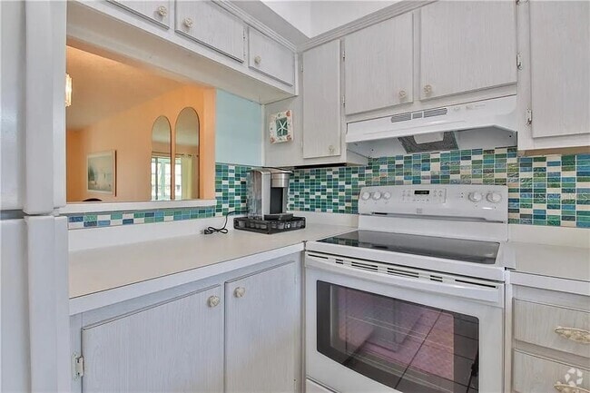 Building Photo - 305 47th Avenue Dr W Unit 345 Rental