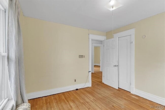 Building Photo - 228 Highgate Ave Rental