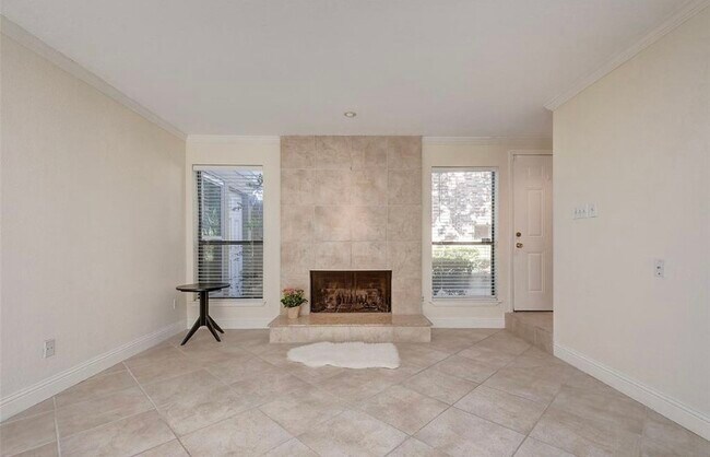 Building Photo - 2503 Bering Dr Unit True