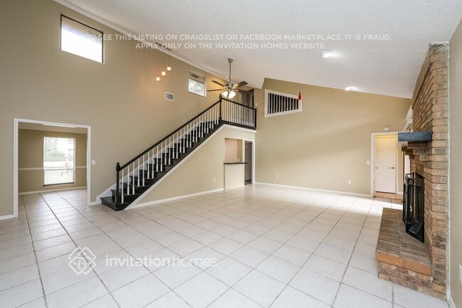 Photo - 1051 Sugartree Dr S