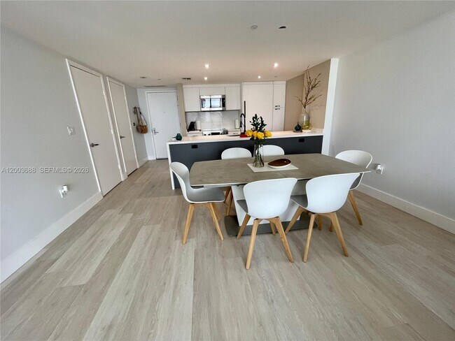 Photo - 50 Biscayne Blvd Unidad 2611