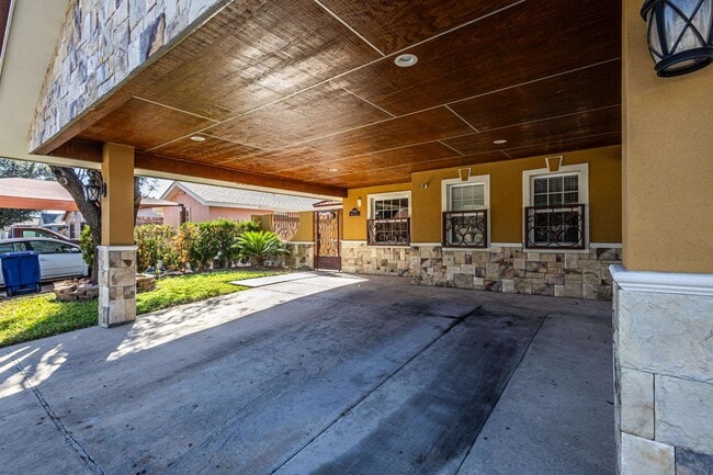 Photo - 9618 Mallard Loop