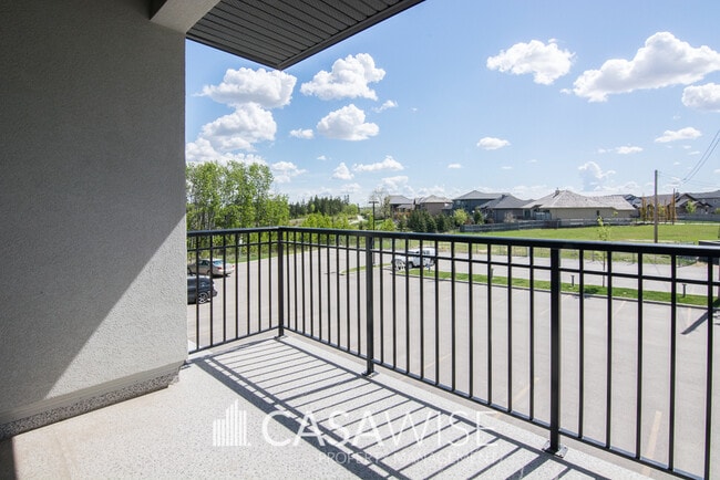 Photo - 1144-1144 Adamson Dr SW