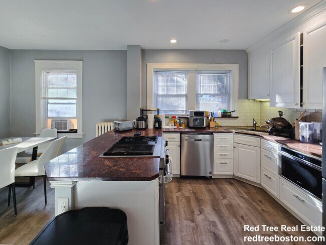 235 Chestnut Hill Ave Unit 1