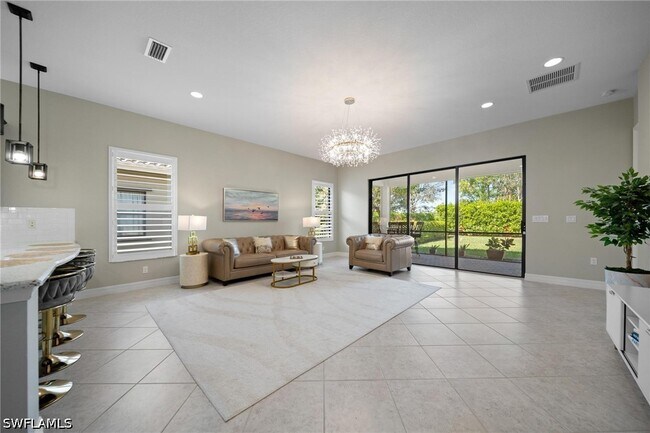 2866 Cinnamon Bay Cir