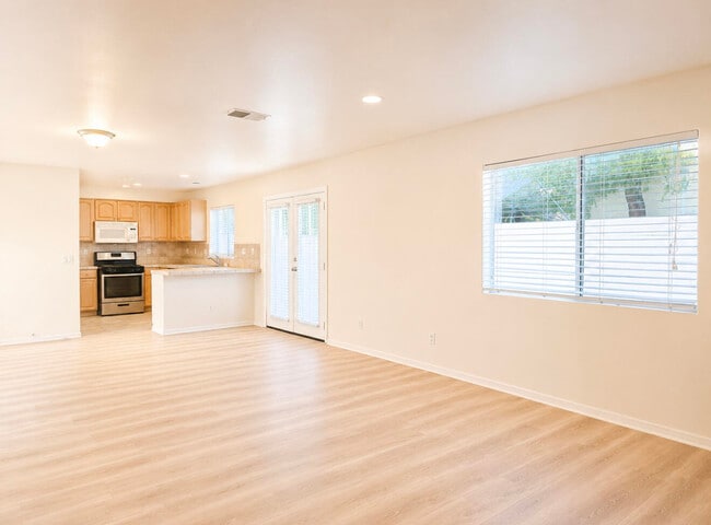 33411 Campus Ln