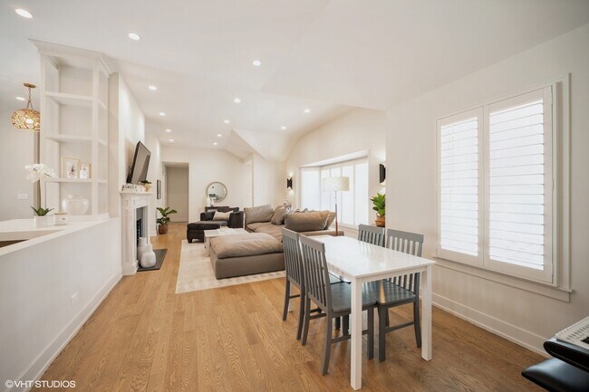 Photo - 580 N Happ Rd