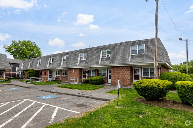 Edgewood Apartments