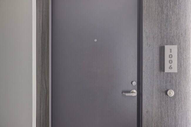 Photo - 1545 Pine St