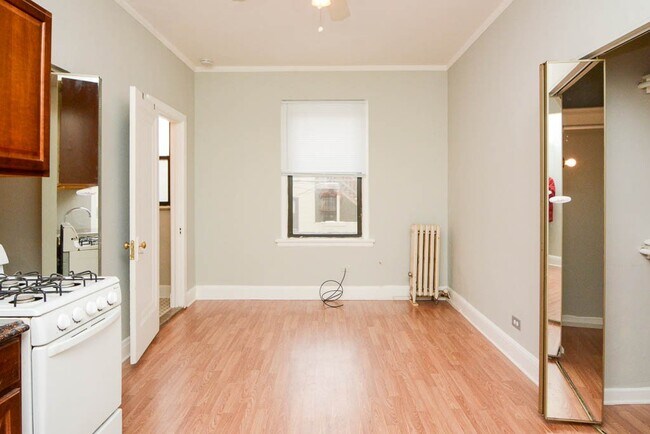 Photo - 3824 N Fremont St Unit 3C