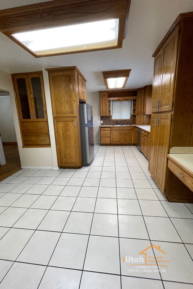 Photo - 4 bdrm 2 bth Home