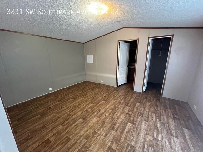 Photo - 3831 SW South Park Ave