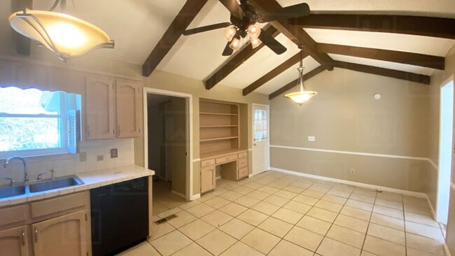 Photo - Excellent 4 Bedroom Home in Pleasant Grove