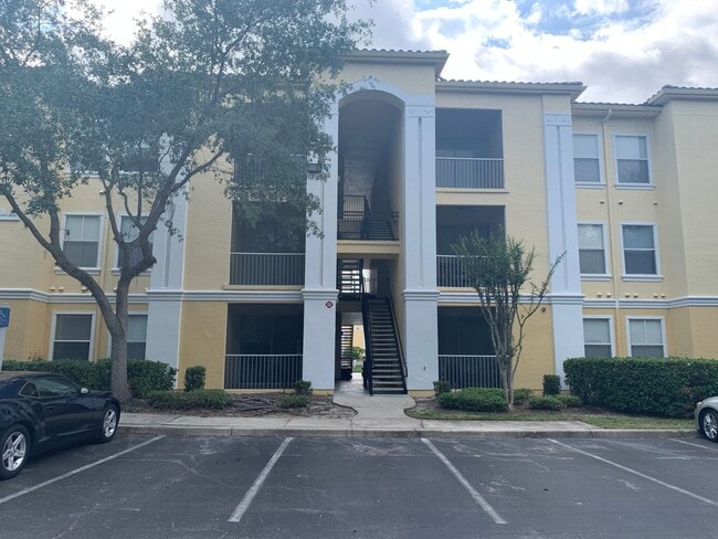 Building Photo - 1br/1ba Visconti Condo with Pond View!