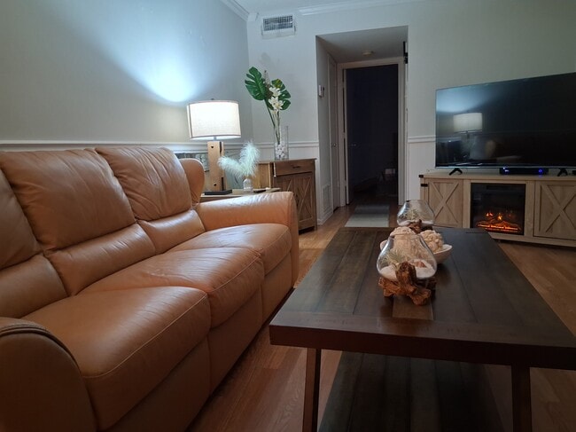 Building Photo - 7 Vista Gardens Trl Unit 105