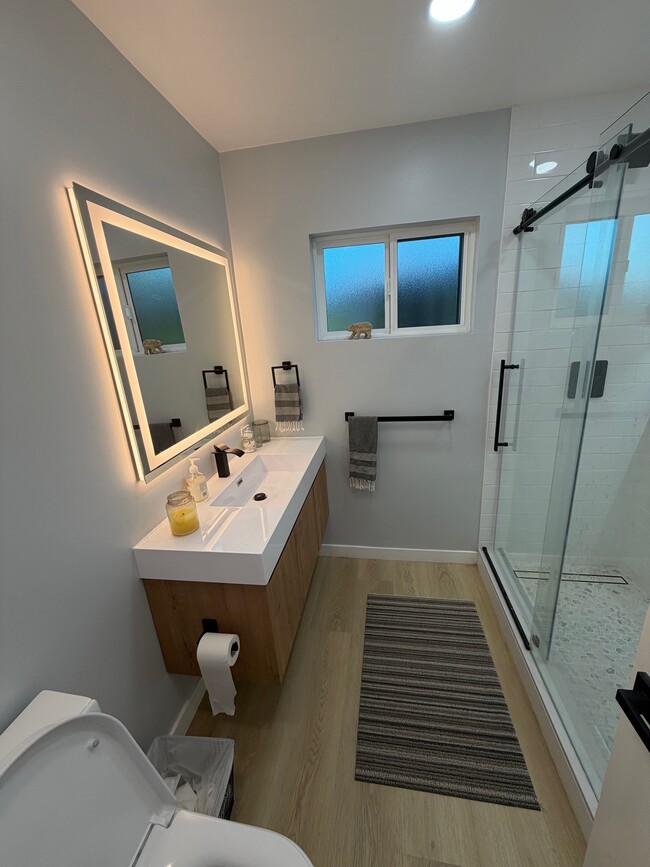 Photo - 11707 Atkinson Ave