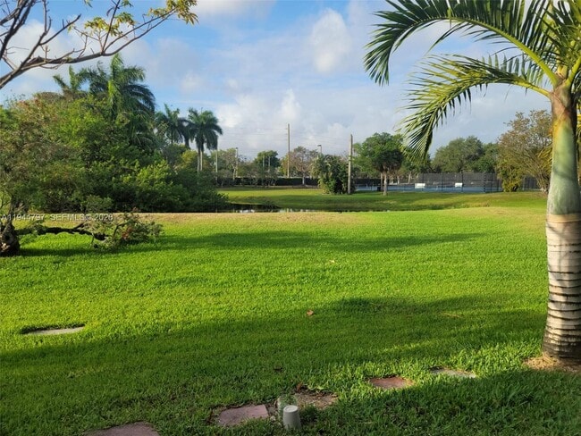 Photo - 6804 Brookline Dr Unit 6804