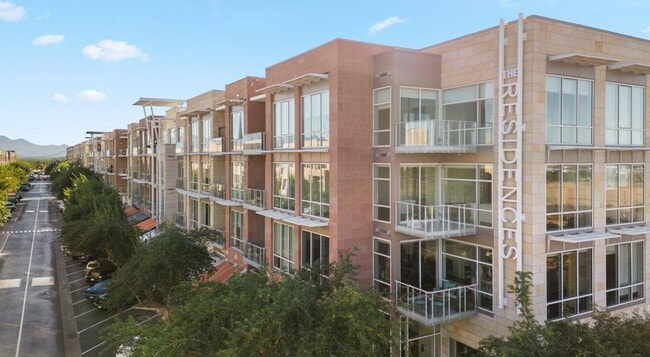 Building Photo - The Residences on High Street