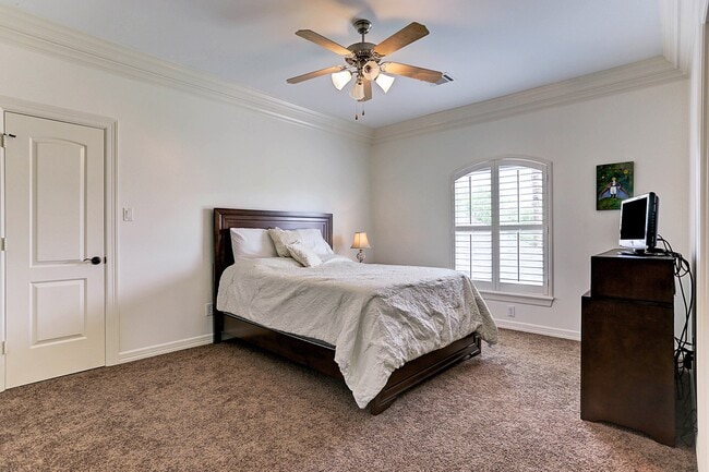 Photo - 13323 Brentonwood Ln