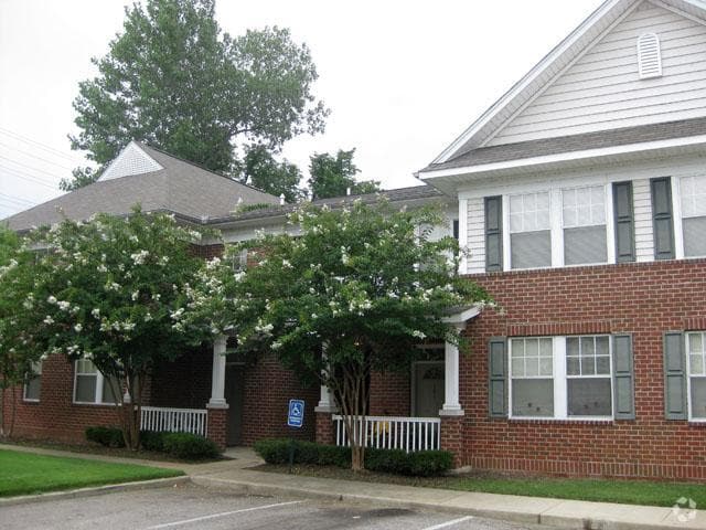 Leasing Office